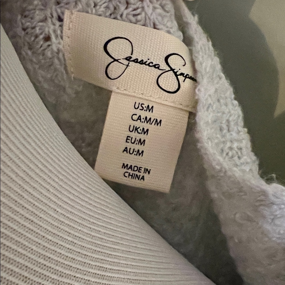 Jessica Simpson Sweater - Picture 3 of 4